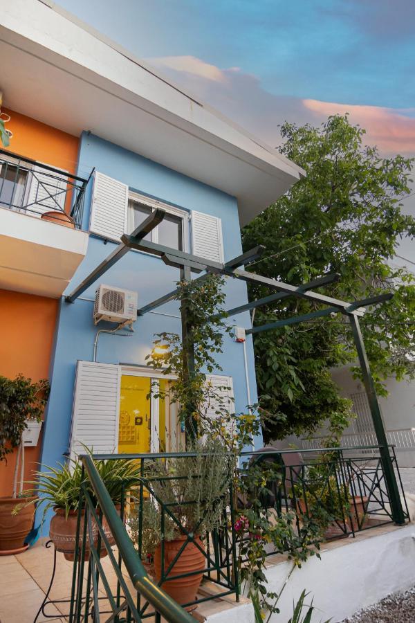 קמנה וורלה Tsertos Apartments מראה חיצוני תמונה