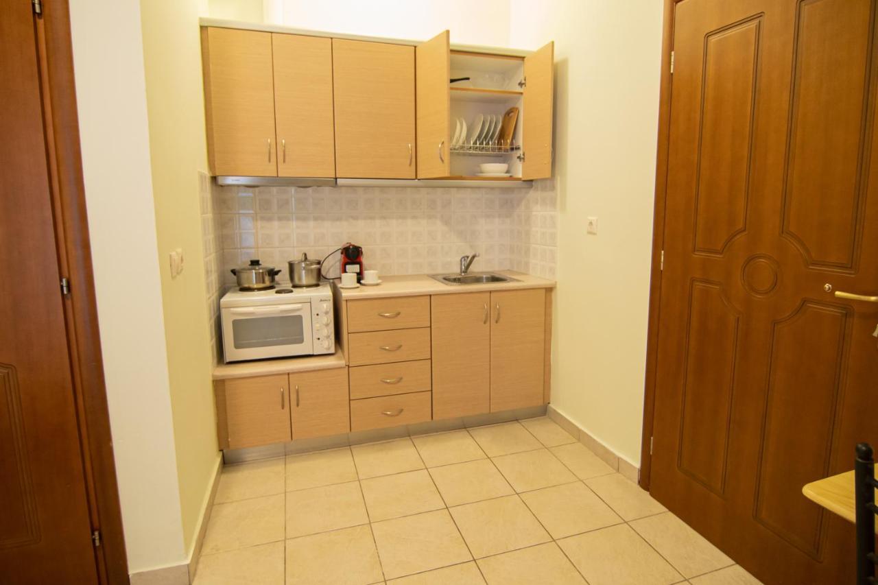 קמנה וורלה Tsertos Apartments מראה חיצוני תמונה