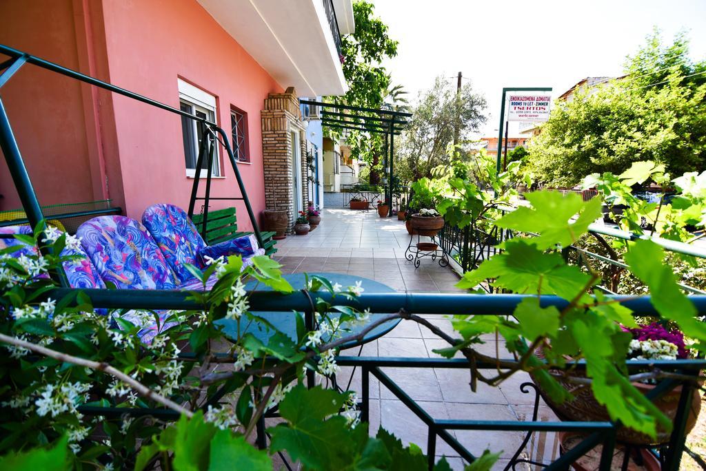 קמנה וורלה Tsertos Apartments מראה חיצוני תמונה